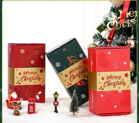 Boingift Christmas Surprise with Bouncing Gift Boxes