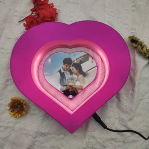 Floatart™ Magnetic Floating Heart Picture Frame