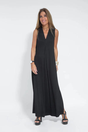 SleekSiren Elegant Solid Color Sleeveless Maxi Dress