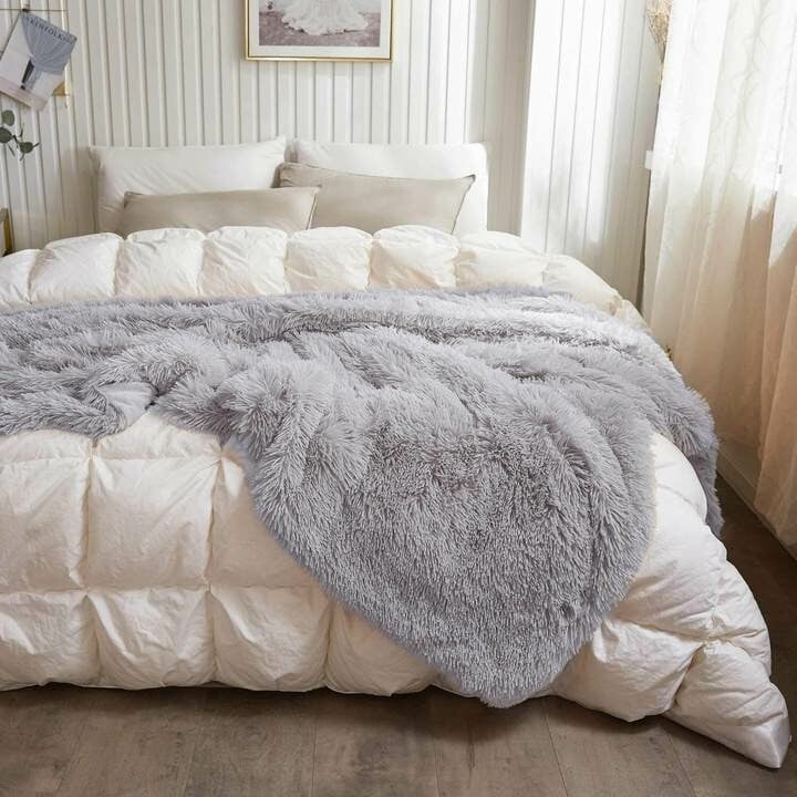 Fluffle Thick Fluffy Velvet Bedding Set