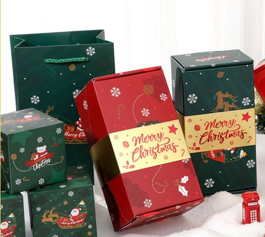 Boingift Christmas Surprise with Bouncing Gift Boxes