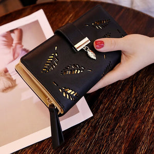 Walleaf Elegant Leaf-Embellished Clutch Wallet