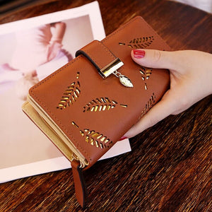 Walleaf Elegant Leaf-Embellished Clutch Wallet