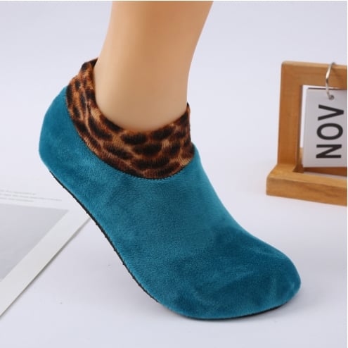 Snuggy Cozy Non-Slip Winter Socks | BUY 1 GET 1 PAIR FREE (2 PAIRS)